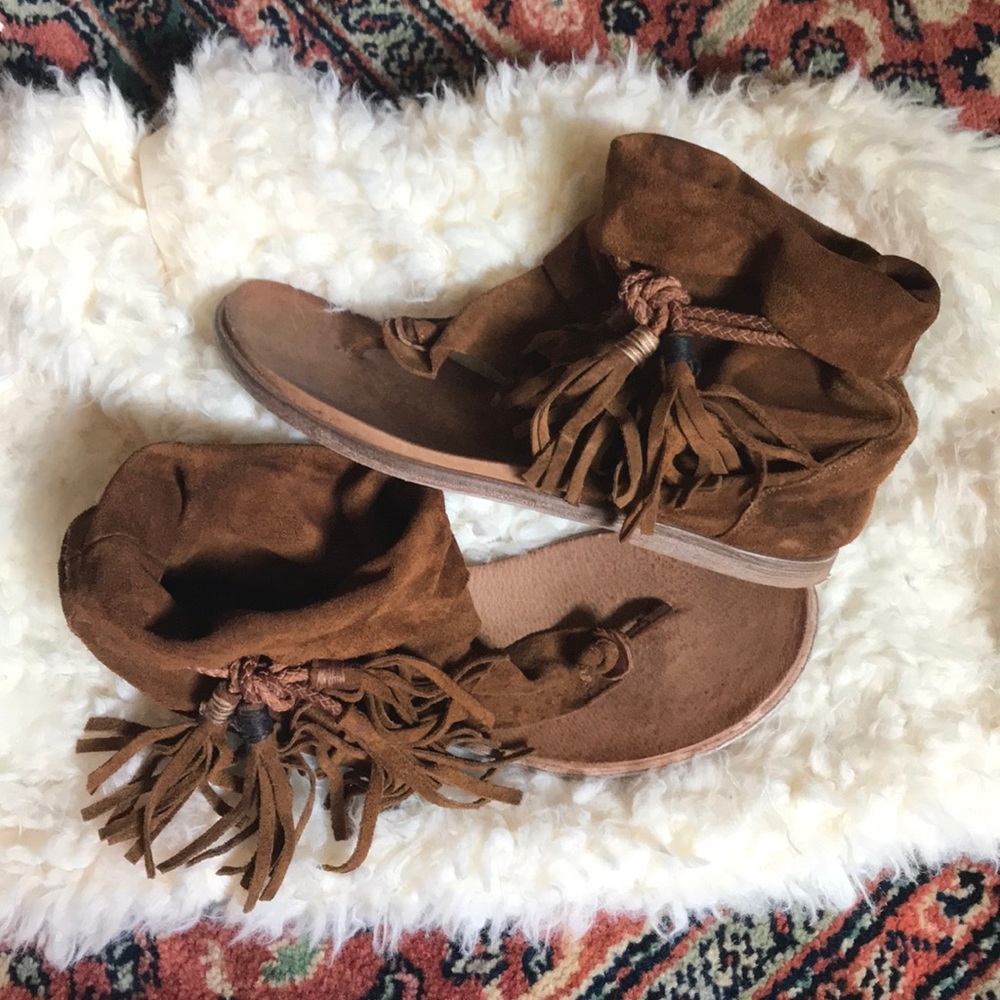 Free People Flats!